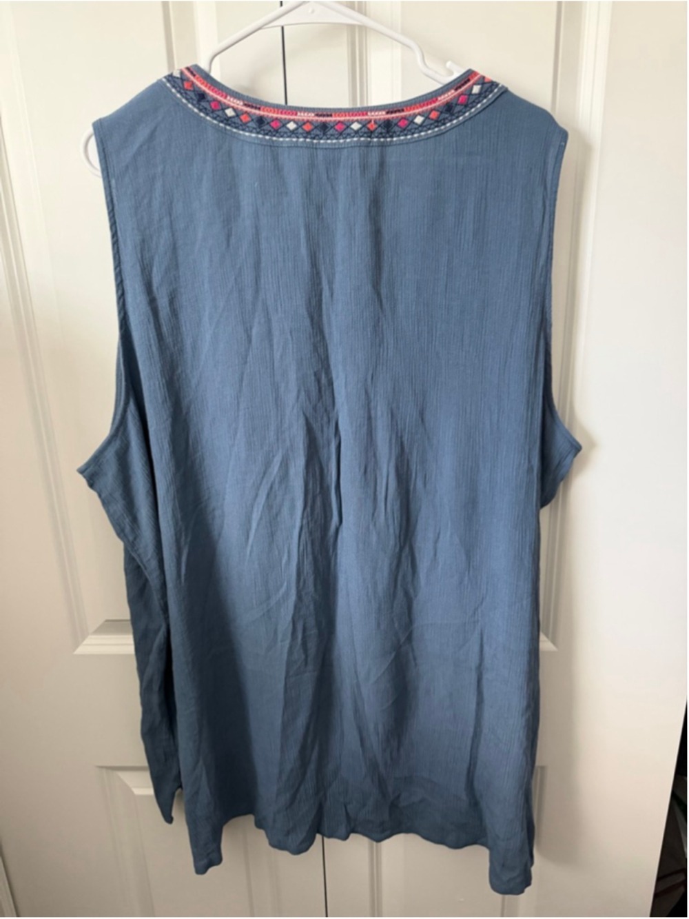 KELLY RENEE Blue Embroidered Tank Top 3X - Picture 2 of 6
